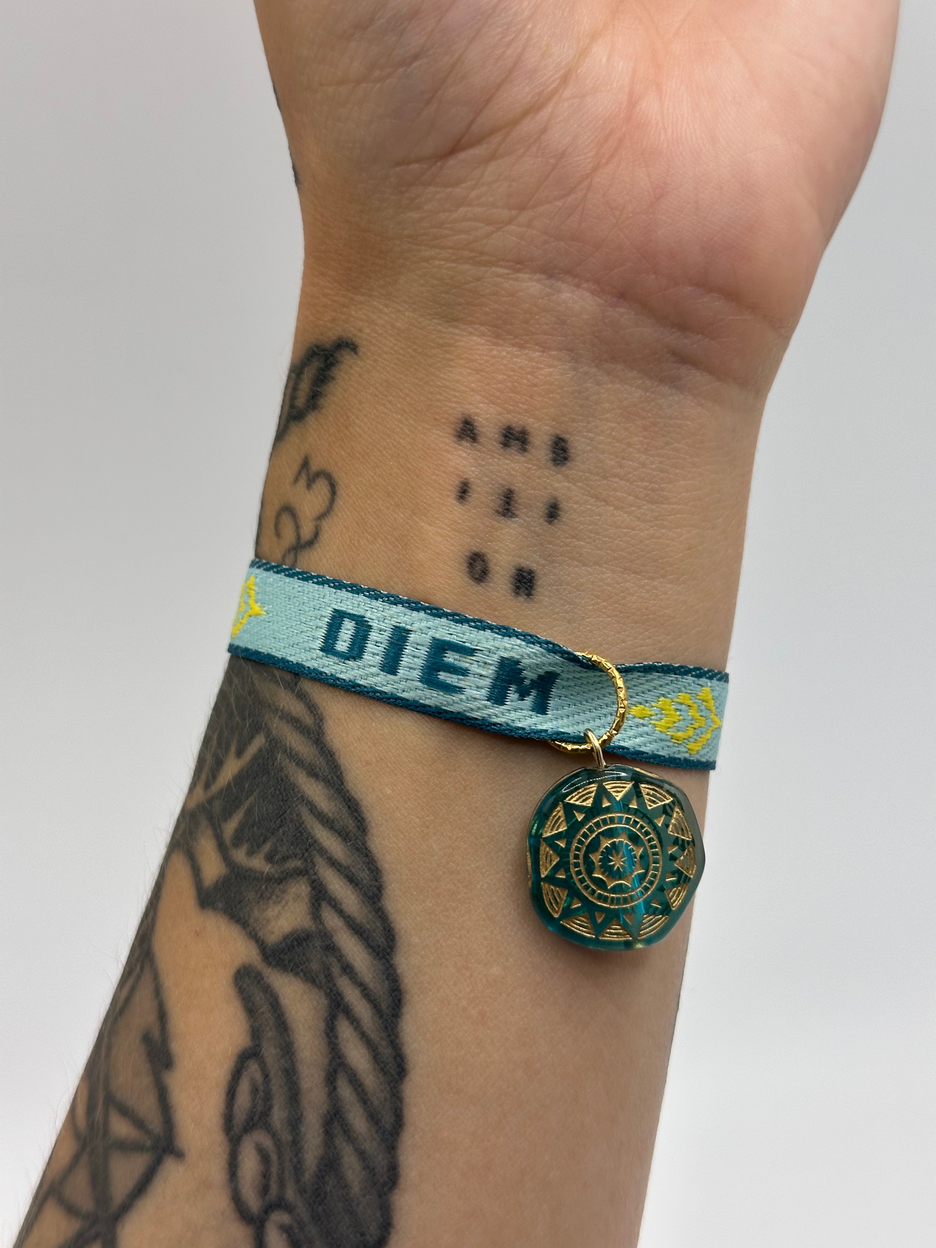 Collection Amulette • Carpe Diem